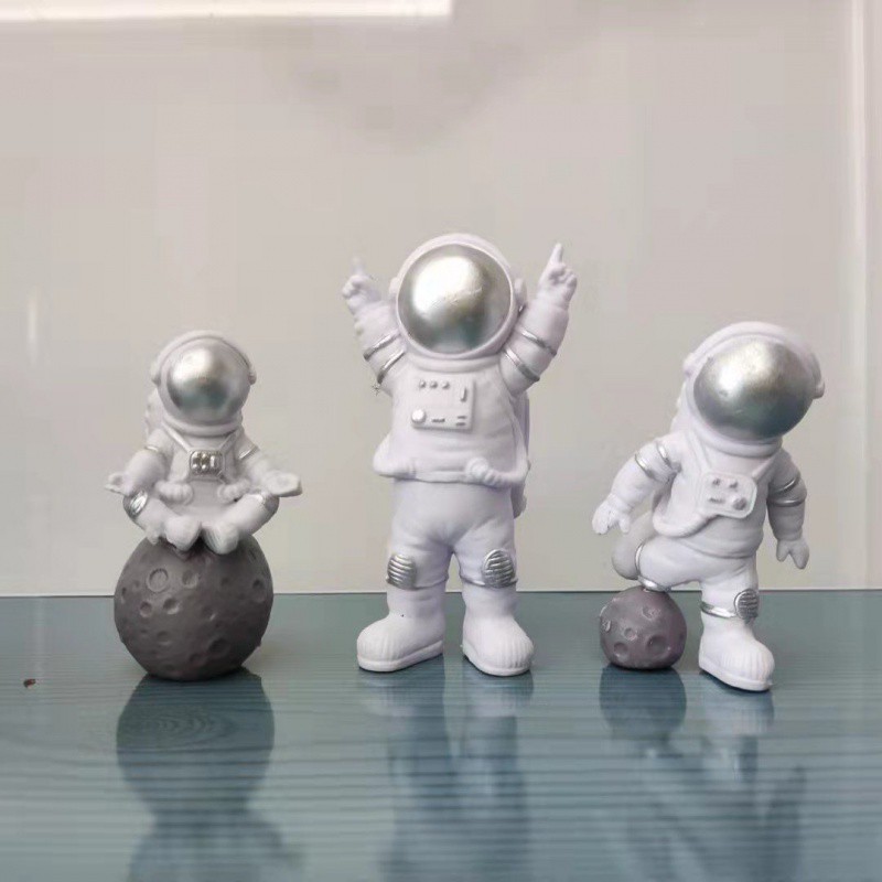 Astronaut Cake Topper For Oute - Resin Art Alphabet recension och pris